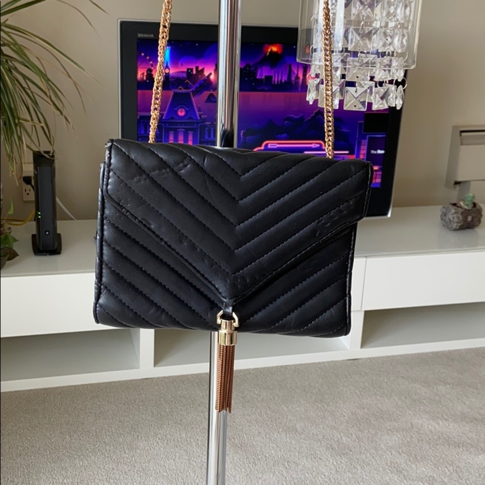Black purse